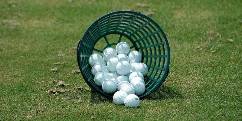 How Many Golf Balls Do You Need for a Round of Golf?